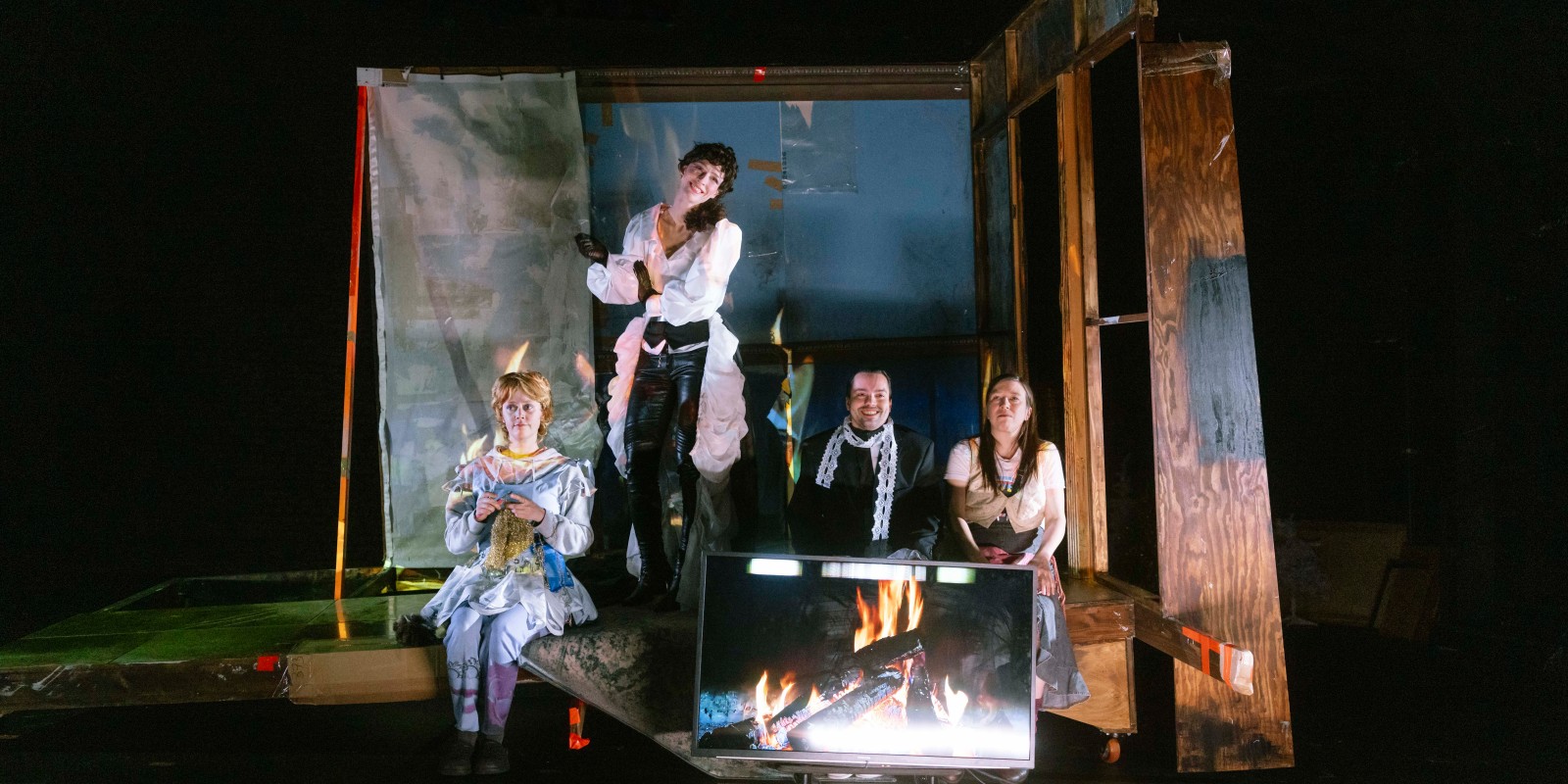 Nora oder Wie man das Herrenhaus kompostiert 